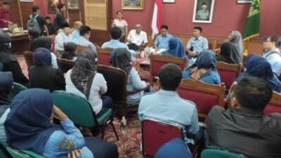 Sulit Akses Website Seleksi PPPK, Ratusan Guru Honorer Mengadu ke DPRD Batam