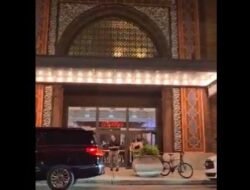 Kontroversial ‘Kuil Medinah’, Mirip Masjid yang Jadi Tempat Kasino di Chicago