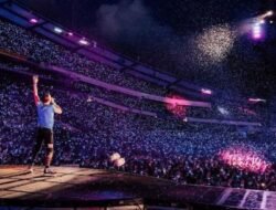 Tiket Pesawat Mahal saat Konser Coldplay di Singapura, Penggemar Indonesia Jual Kembali Tiket Konser