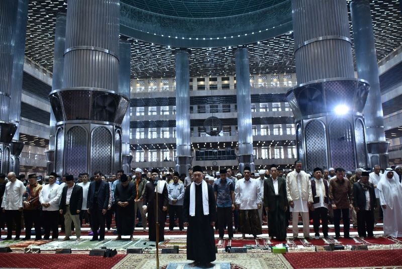 Duta Besar Palestina Hadiri Sholat Ghaib di Masjid Istiqlal untuk Korban Serangan Israel