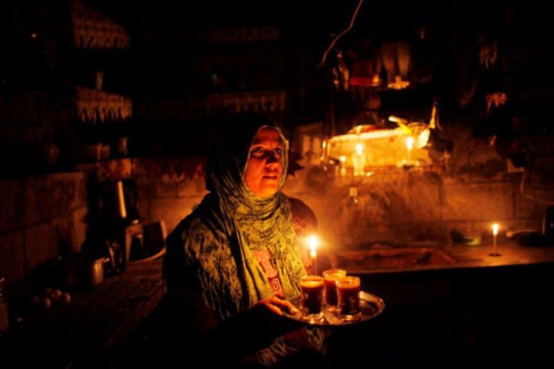 Gaza dalam Kegelapan: Krisis Listrik Membuat Penduduk Menderita