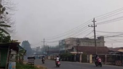 Kualitas Udara di Padang Memburuk, Warga Diminta Waspada Akibat Kabut Asap