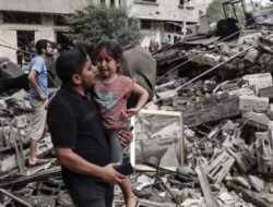 Pengalaman Mencekam Seorang Jurnalis di Gaza: Ledakan Bertubi-tubi dari Serangan Israel