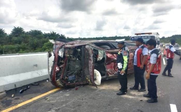 Kecelakaan Tunggal di Tol Pekanbaru-Dumai, Seluruh Penumpang Selamat