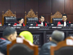 Kolusi dan Nepotisme dalam Putusan MK: Jokowi, Gibran dan Ketua MK Dilaporkan ke KPK