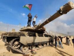 Gaza Bergolak: Hamas Memulai Operasi ‘Taufan Al-Aqsha’ dengan Serangan Besar