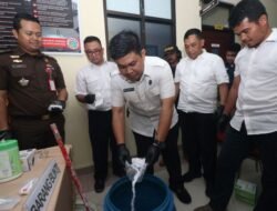 Polda Kepri Musnahkan 283 Gram Sabu dalam Operasi Anti-Narkoba di Kota Batam