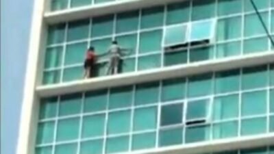 Dramatis! Petugas Gagalkan Upaya Bunuh Diri Mahasiswi di Lantai Sembilan Hotel di Padang