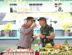 Kapolresta Barelang Berikan Surprise Ucapan Selamat HUT TNI ke-78 di Batam