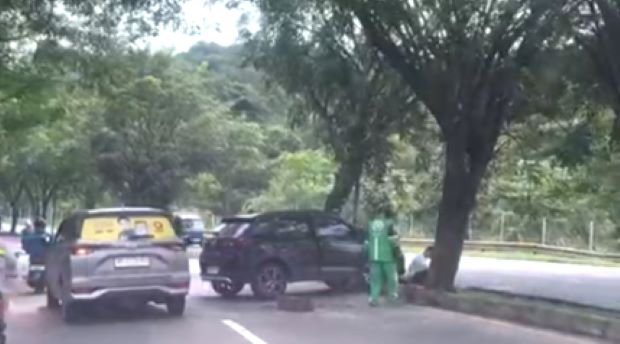 Tiga Kecelakaan Beruntun di Ruas Jalan Bukit Daeng, Batam, Kepulauan Riau