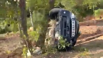 Kecelakaan Tunggal Daihatsu Terios di Batam: Mobil Ringsek, Korban Belum Diketahui