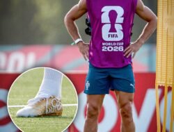 Cristiano Ronaldo Siap Debutkan Sepatu Emas Spesial di Laga Portugal vs Kolombia